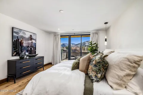 $3,995,000 | 100 Goldfinch Lane, Unit 2D, Avon, CO 81620