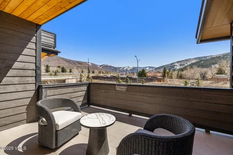 $3,995,000 | 100 Goldfinch Lane, Unit 2D, Avon, CO 81620