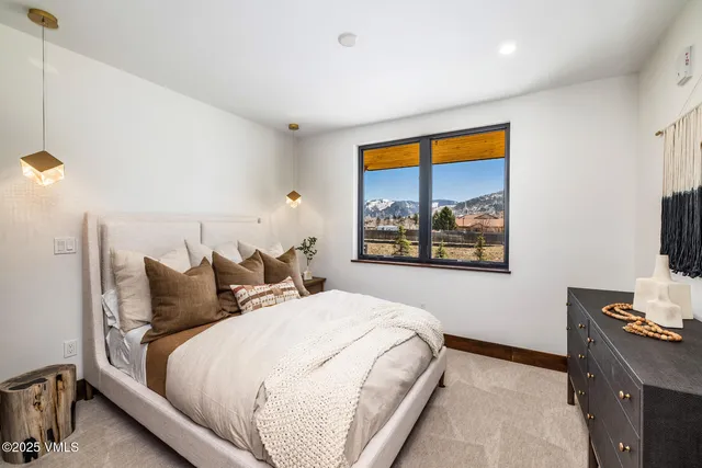 $3,995,000 | 100 Goldfinch Lane, Unit 2D, Avon, CO 81620