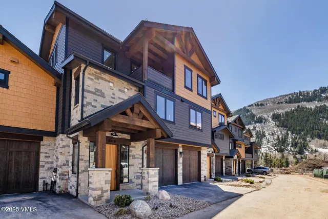 $3,995,000 | 100 Goldfinch Lane, Unit 2D, Avon, CO 81620