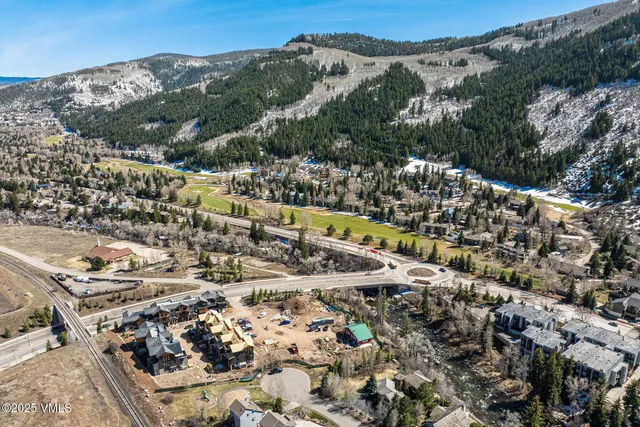 $3,995,000 | 100 Goldfinch Lane, Unit 2D, Avon, CO 81620
