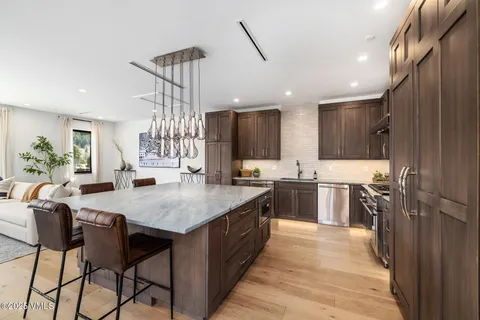 $3,995,000 | 100 Goldfinch Lane, Unit 2D, Avon, CO 81620