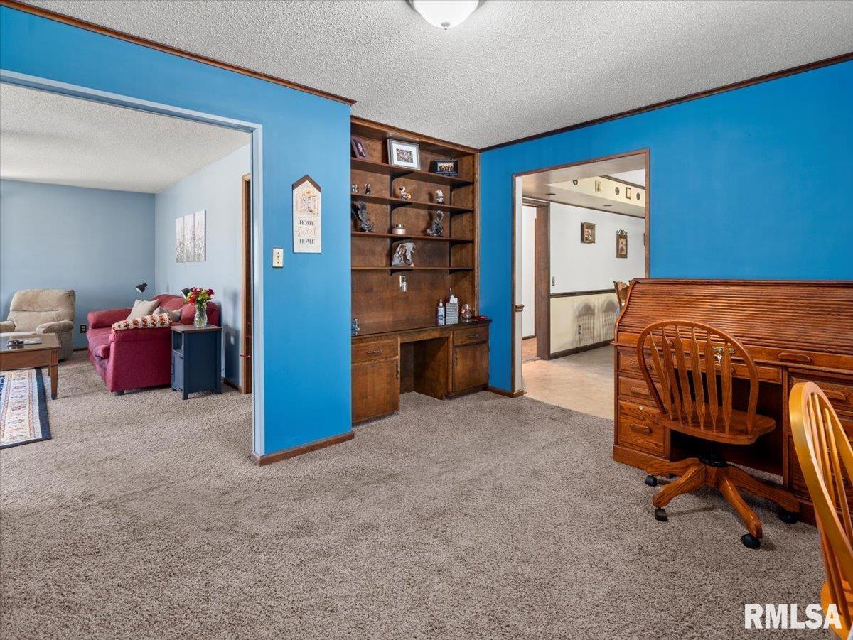 280 State Rte 142 Eldorado, IL 62930 - Photo 14 of 39