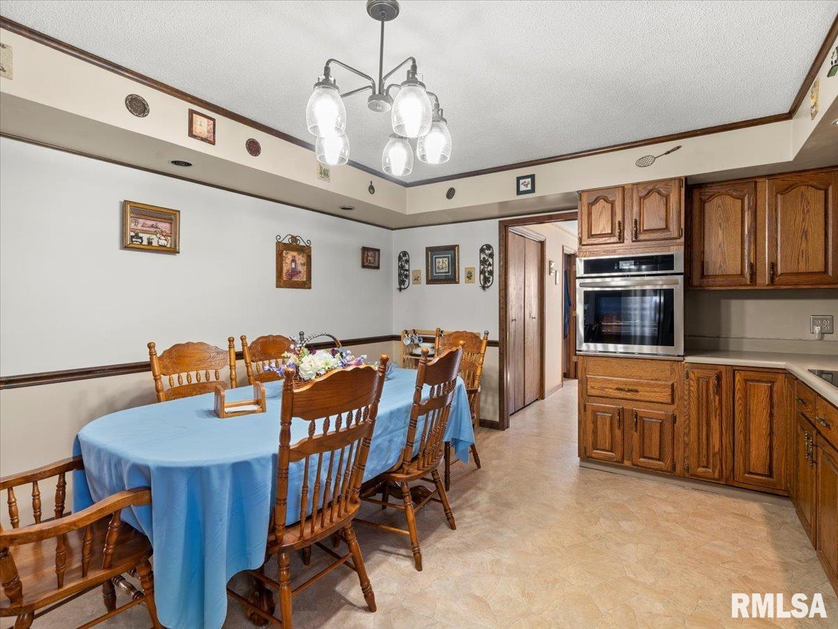 280 State Rte 142 Eldorado, IL 62930 - Photo 19 of 39