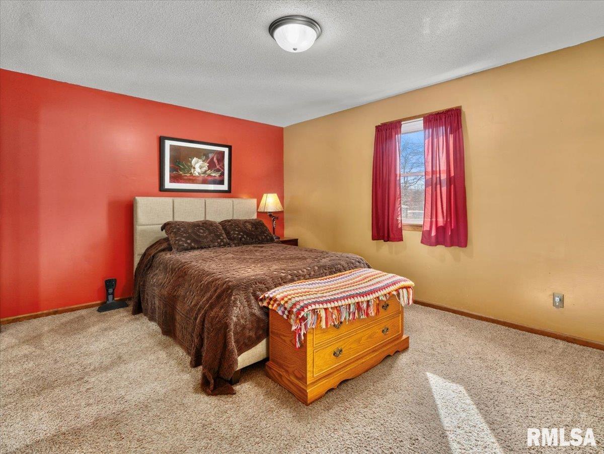 280 State Rte 142 Eldorado, IL 62930 - Photo 23 of 39