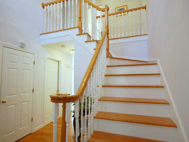 46 Eastwick Road North Kingstown, RI 02852 - Photo 4 of 25 Entry. Wonderful entry hall.