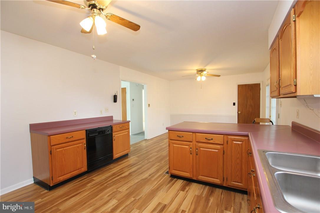 12091 Line Road Delmar, DE 19940 - Photo 11 of 38