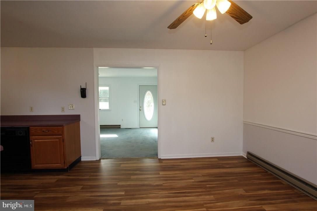 12091 Line Road Delmar, DE 19940 - Photo 13 of 38
