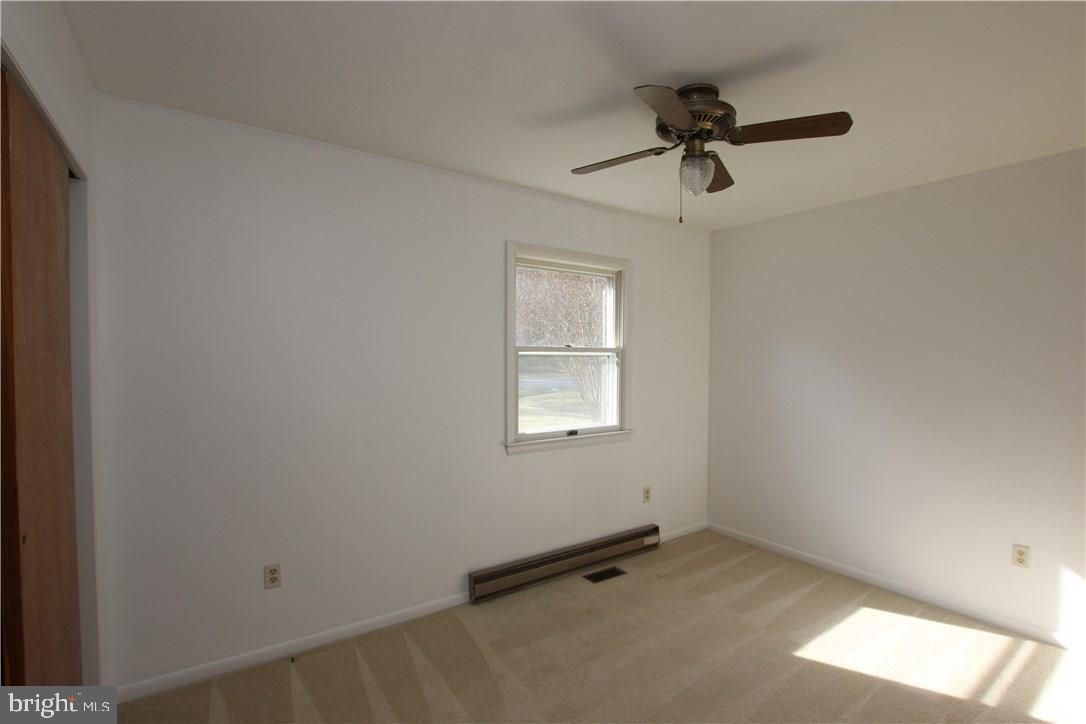 12091 Line Road Delmar, DE 19940 - Photo 18 of 38