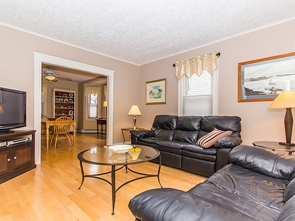 17 Albemarle Road Waltham, MA 02452 - Photo 5 of 29 Gallery Image 5