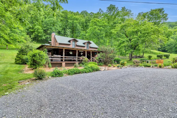 $1,495,000 | 27 Bussell Road, Carthage, TN 37030