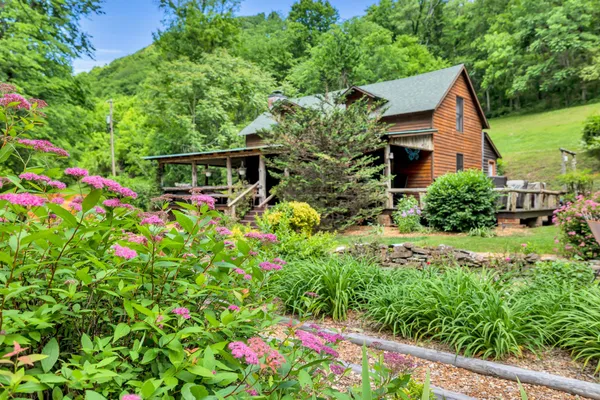 $1,495,000 | 27 Bussell Road, Carthage, TN 37030