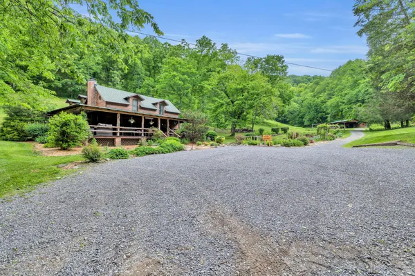 $1,495,000 | 27 Bussell Road, Carthage, TN 37030
