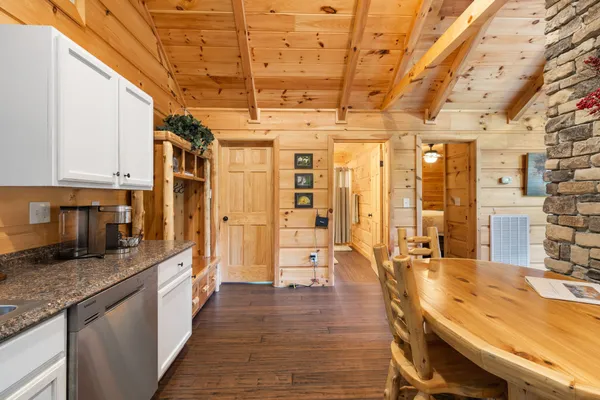 $1,495,000 | 27 Bussell Road, Carthage, TN 37030