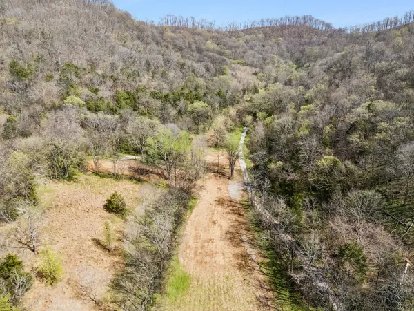 $1,495,000 | 27 Bussell Road, Carthage, TN 37030