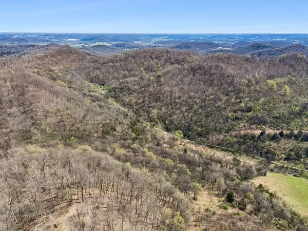 $1,495,000 | 27 Bussell Road, Carthage, TN 37030