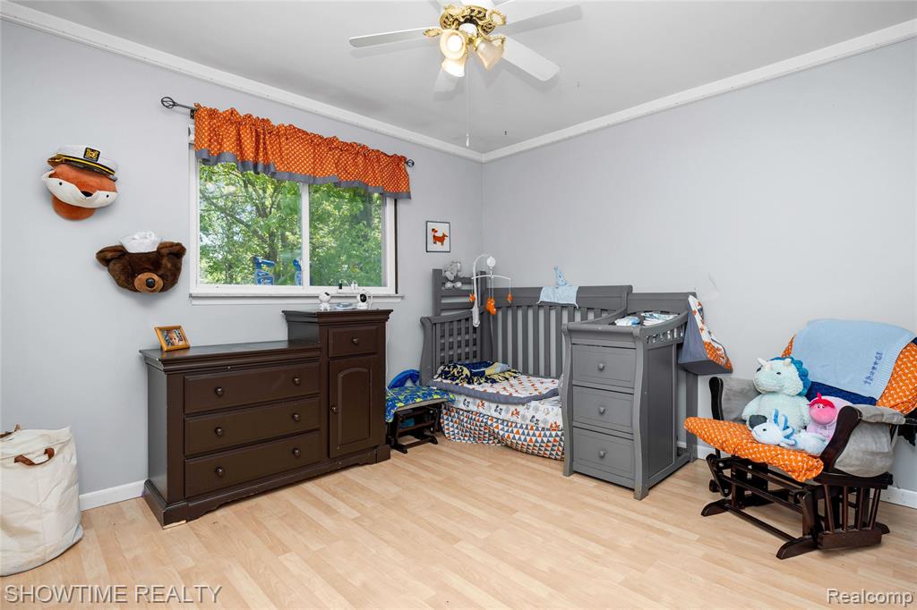 31720 Kelly Road Roseville, MI 48066 - Photo 24 of 42