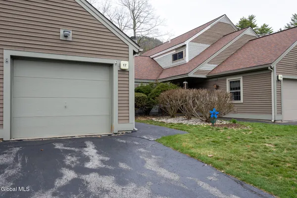 $385,000 | 7 Prospect Street, Unit C17, Lake George, NY 12845