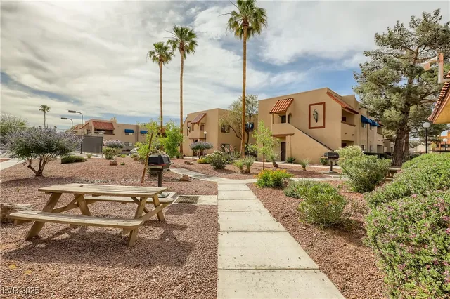 $1,400 | 4161 Gannet Circle, Unit 376, Las Vegas, NV 89103