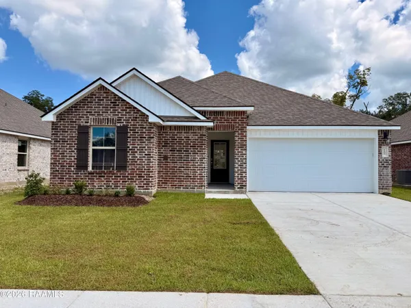 $212,500 | 137 Colett Drive, Sunset, LA 70584