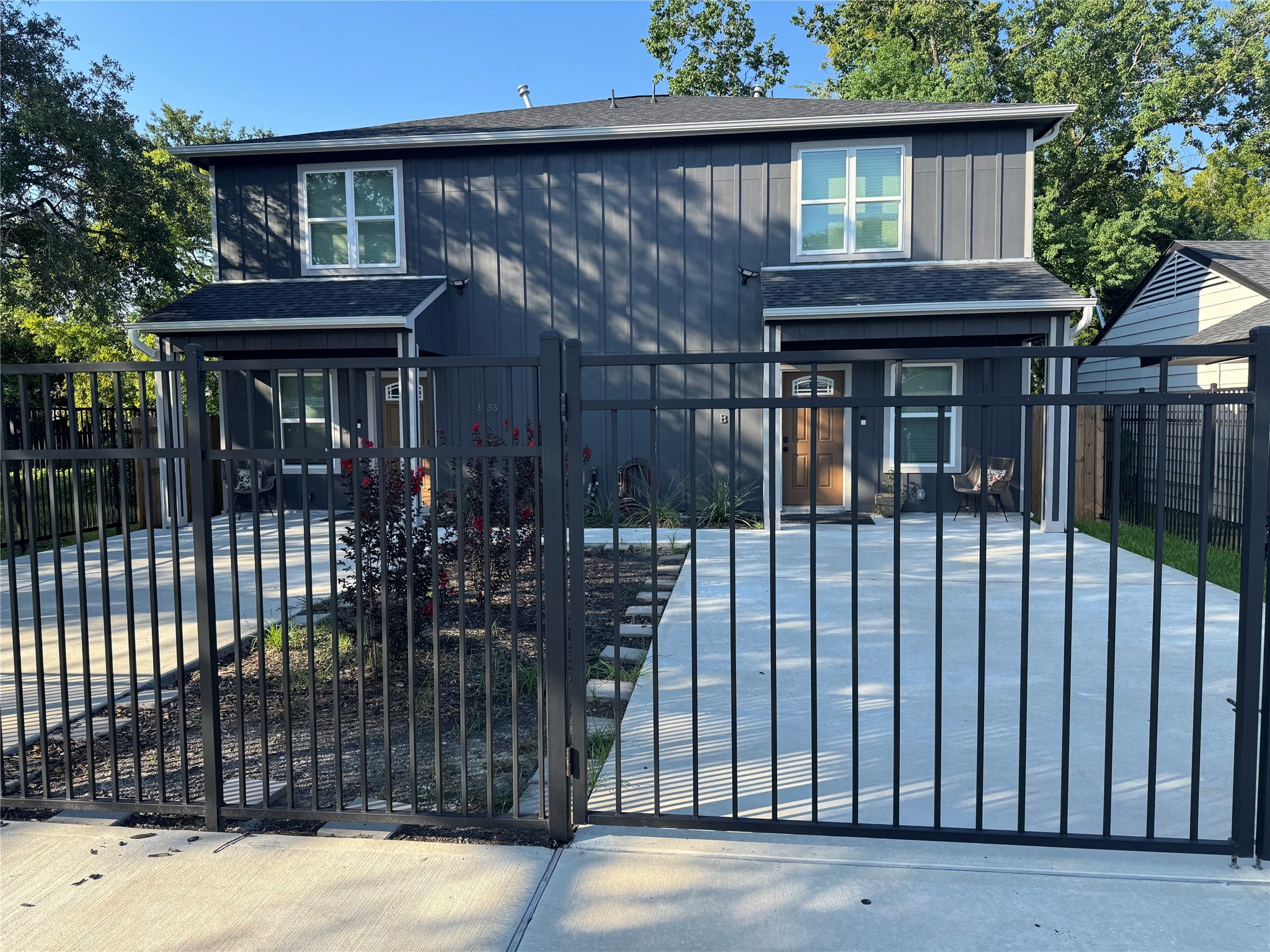 a view of house and outdoor space