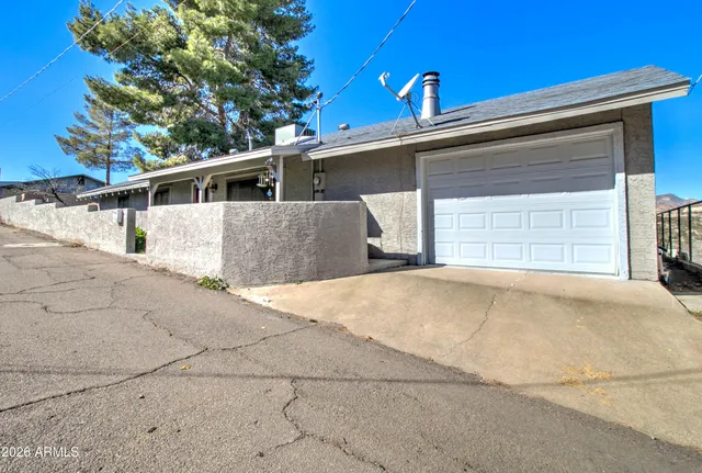 $260,000 | 186 Kelly Street, Miami, AZ 85539