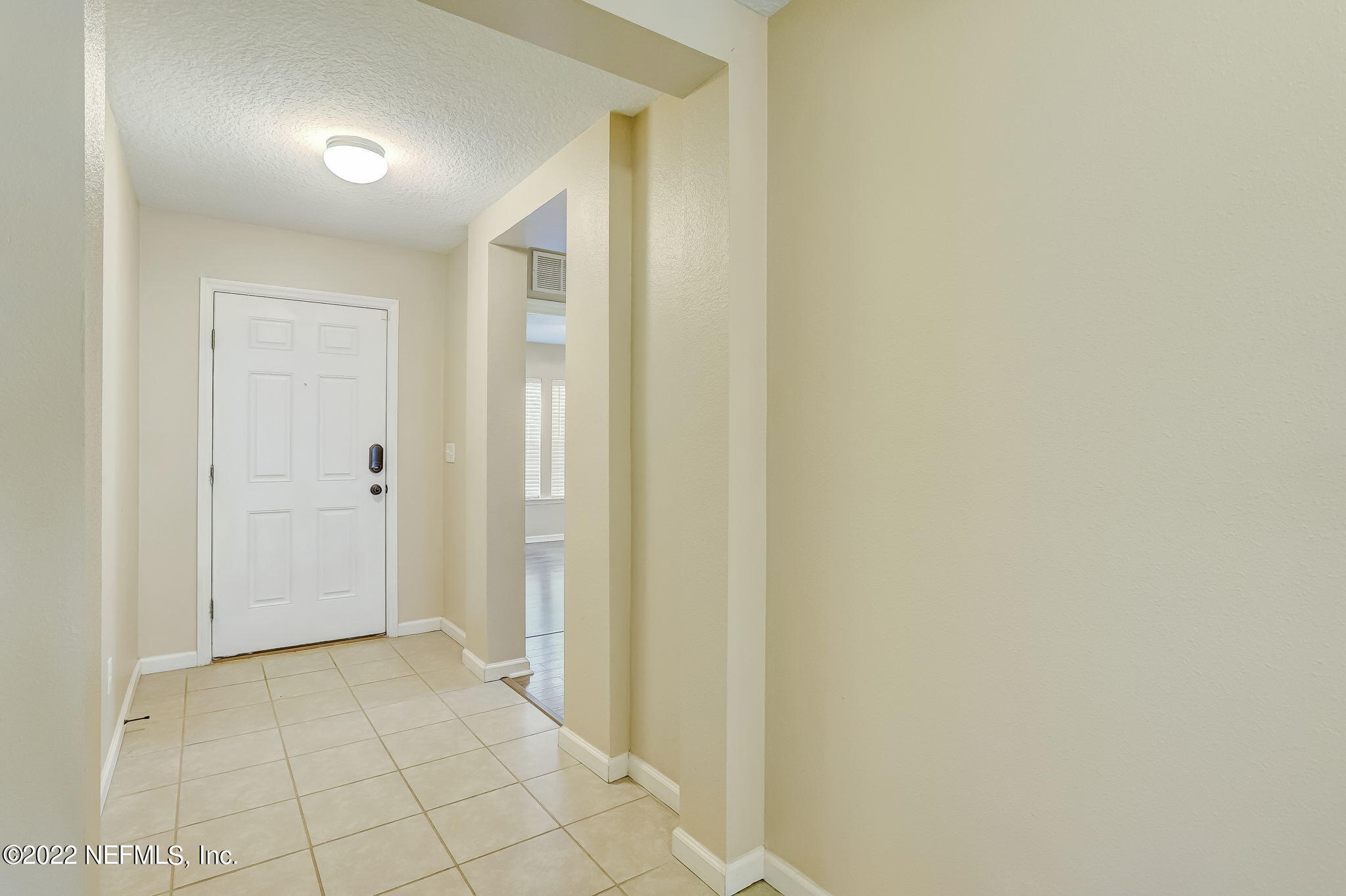 283 Amber Ridge Road Jacksonville, FL 32218 - Photo 5 of 40 8-web-or-mls-283 Amber Ridge Rd (8 of 48