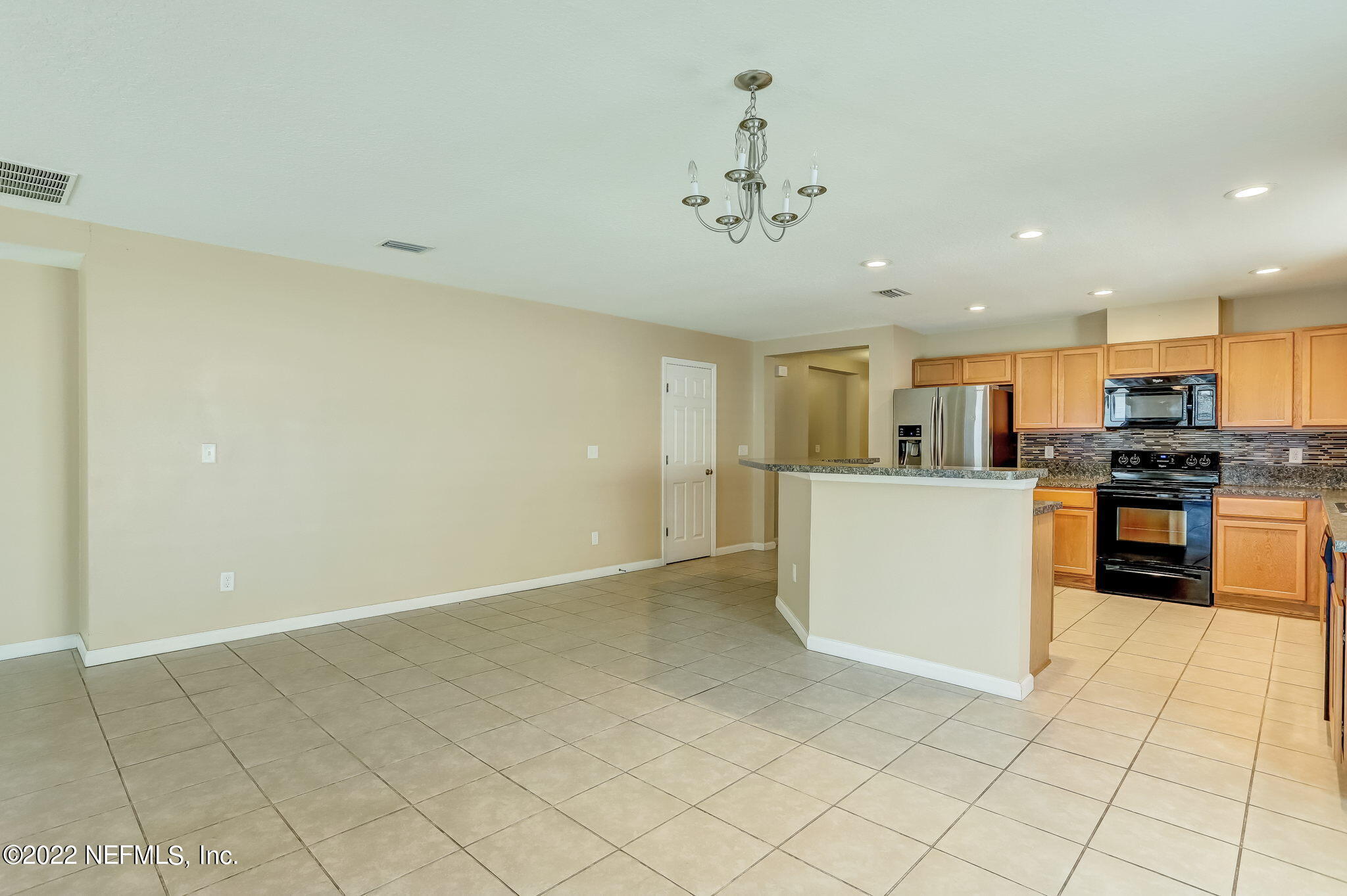 283 Amber Ridge Road Jacksonville, FL 32218 - Photo 8 of 40 11-web-or-mls-283 Amber Ridge Rd (11 of