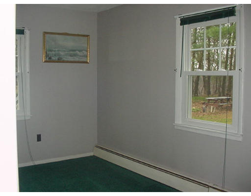 40 South Hunt Road Amesbury, MA 01913 - Photo 23 of 28