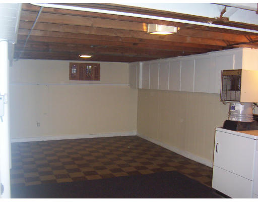 33 Dana Street Springfield, MA 01104 - Photo 11 of 12 Gallery Image 11