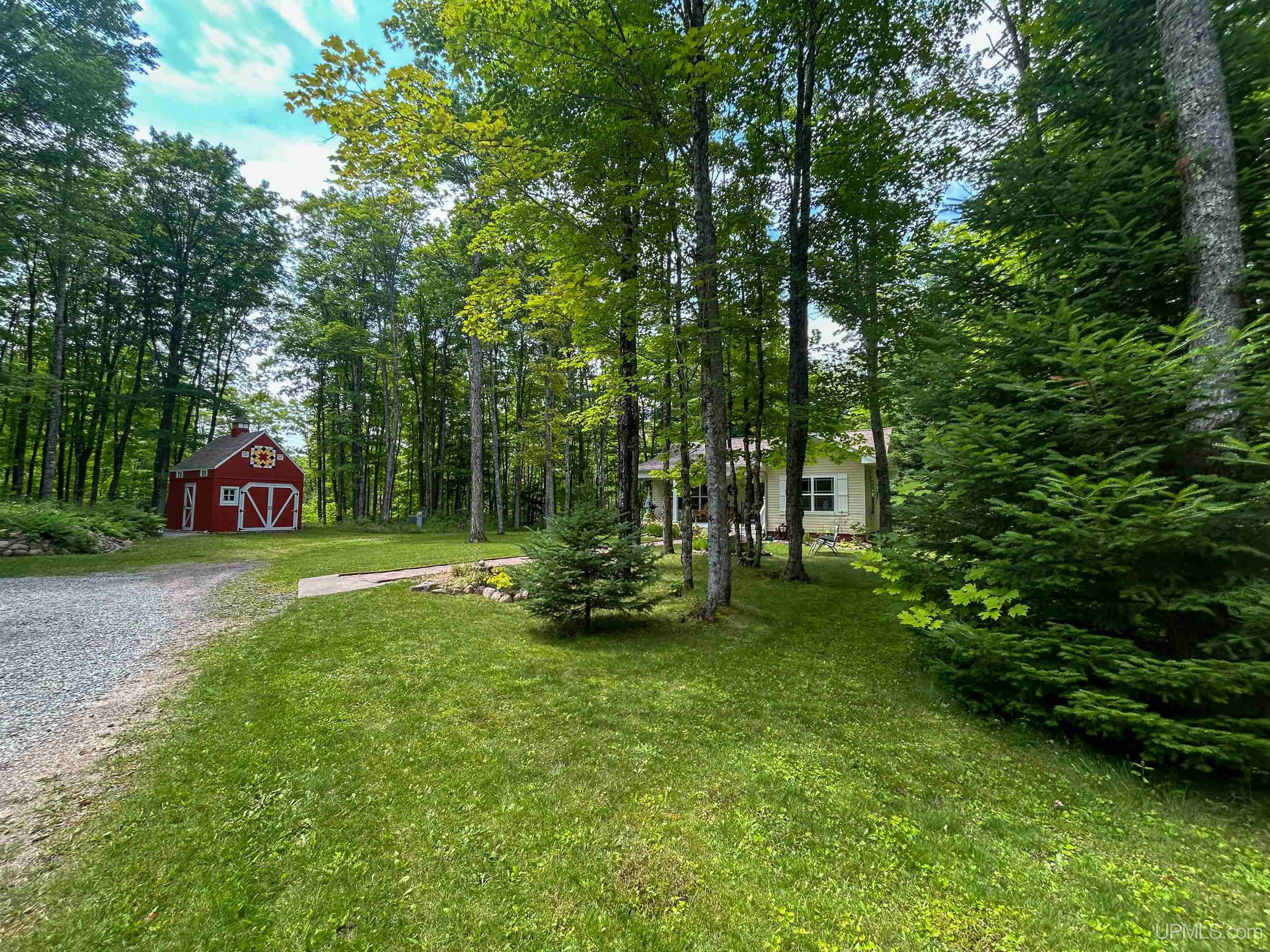E445 King Road Trenary, MI 49891 - Photo 22 of 34 Gallery Image 22