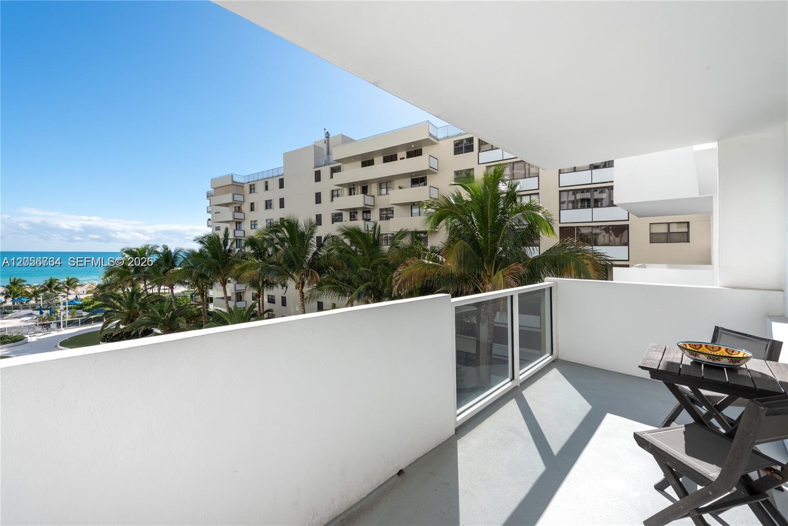 100 Lincoln Road, Unit 619 Miami Beach, FL 33139 - Photo 11 of 17 Gallery Image 11