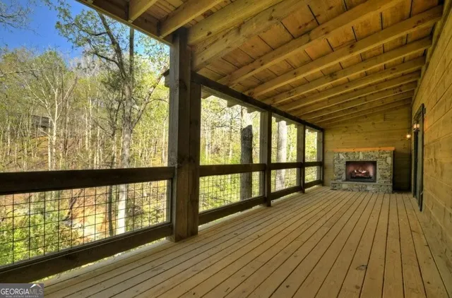 a view of a outdoor space