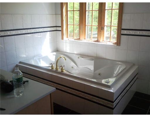 47 Talbut Road Scituate, RI 02831 - Photo 6 of 6 Master Bath/Spa. Jacuzzi tub