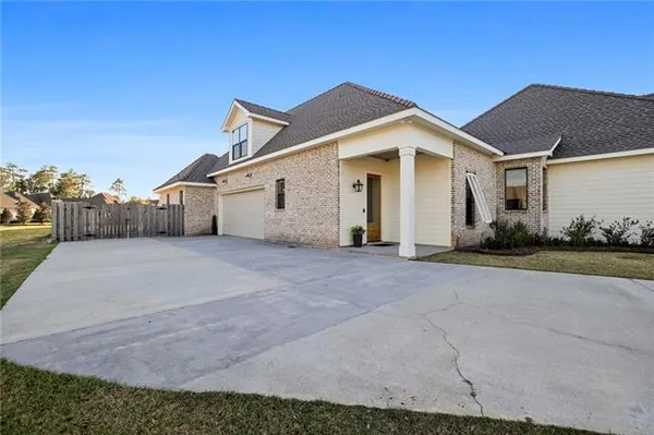 $815,000 | 467 Bedico Parkway, Madisonville, LA 70447