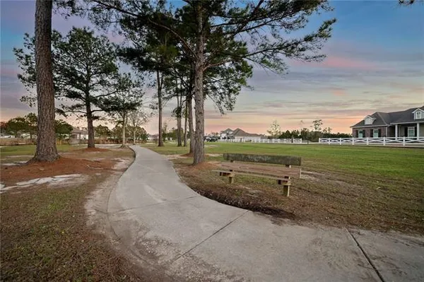 $815,000 | 467 Bedico Parkway, Madisonville, LA 70447