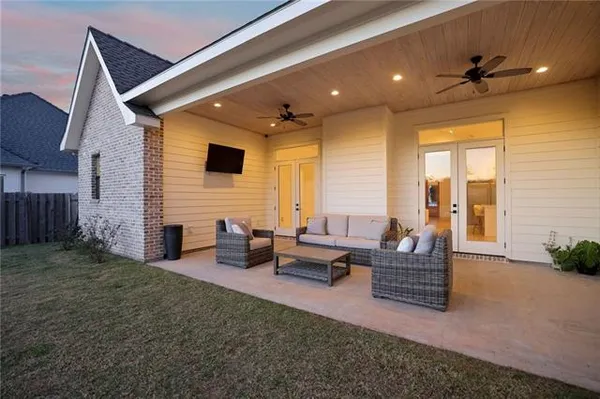 $815,000 | 467 Bedico Parkway, Madisonville, LA 70447