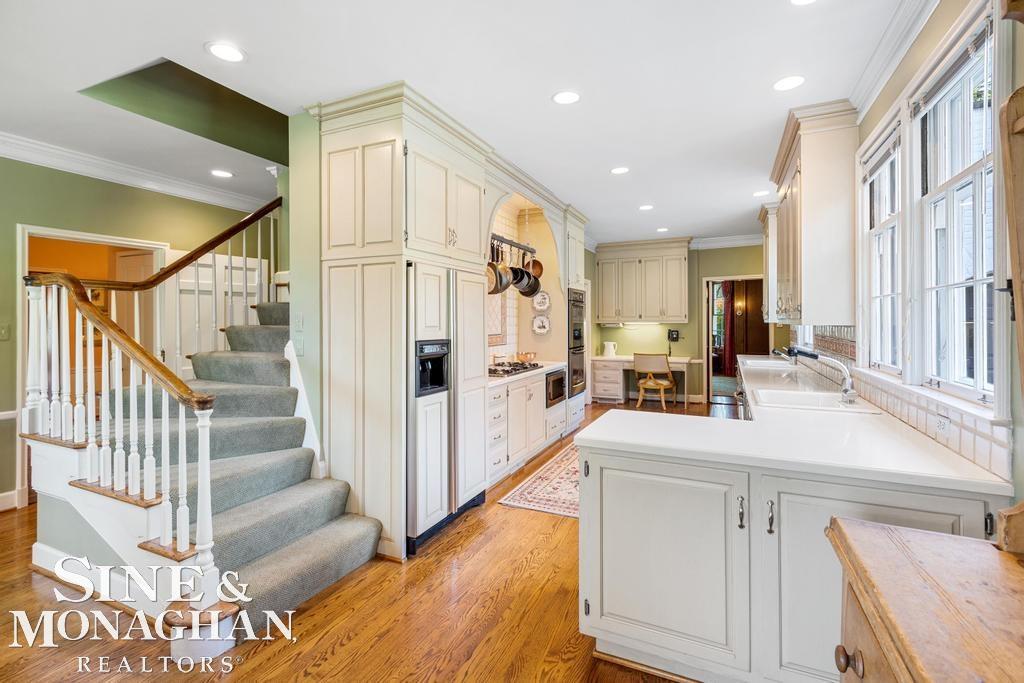 77 Renaud Road Grosse Pointe, MI 48236 - Photo 15 of 80 50108859-14.JPG