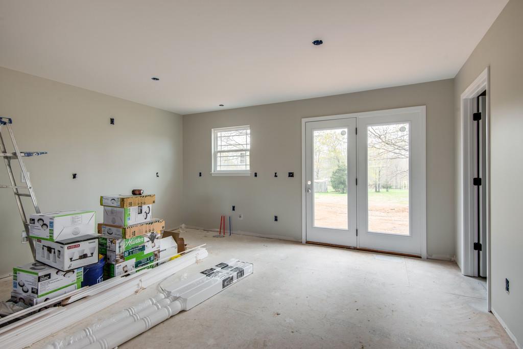 379 Howard Road White Bluff, TN 37187 - Photo 11 of 30 Gallery Image 11