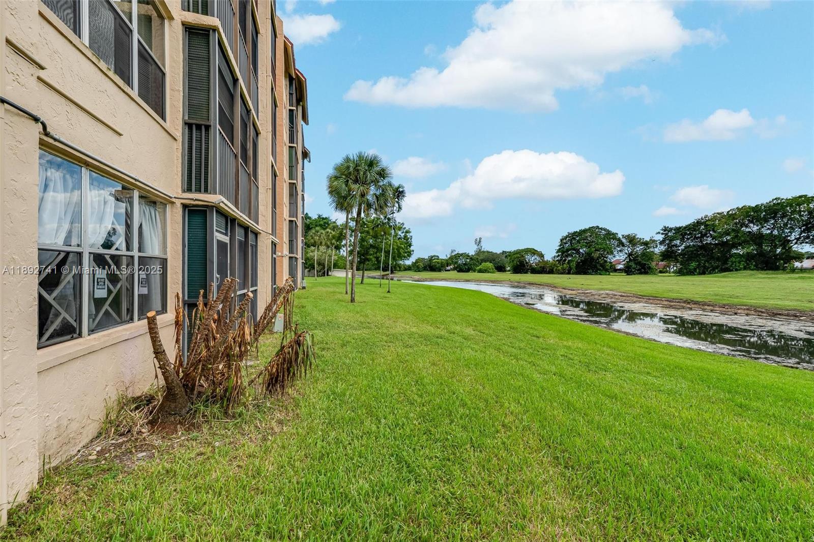 3671 Environ Boulevard, Unit 169 Lauderhill, FL 33319 - Photo 20 of 23