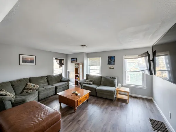 $4,500 | 5 Sorrento Street, Unit 2, Boston, MA 02134