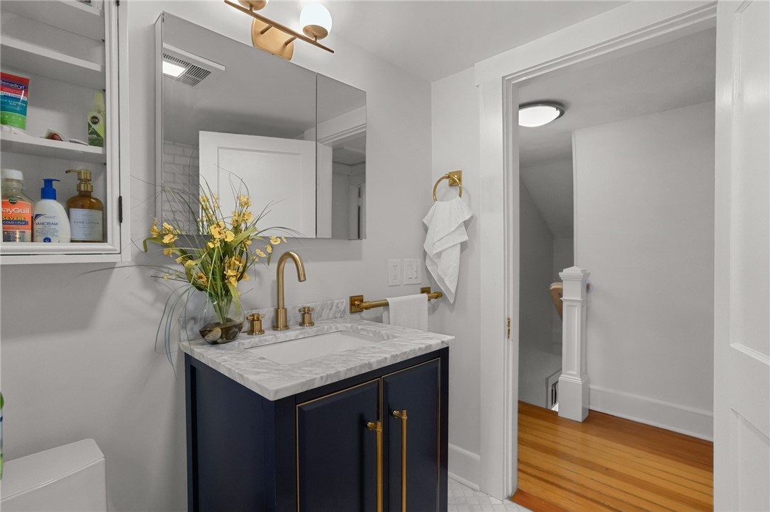 30 Ledge Road East Greenwich, RI 02818 - Photo 21 of 37 Full bath