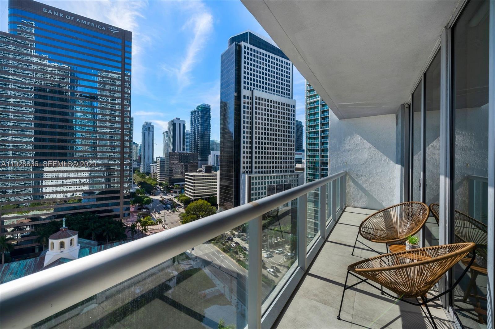 485 Brickell Avenue, Unit 1709 Miami, FL 33131 - Photo 20 of 22 a view of balcony and patio