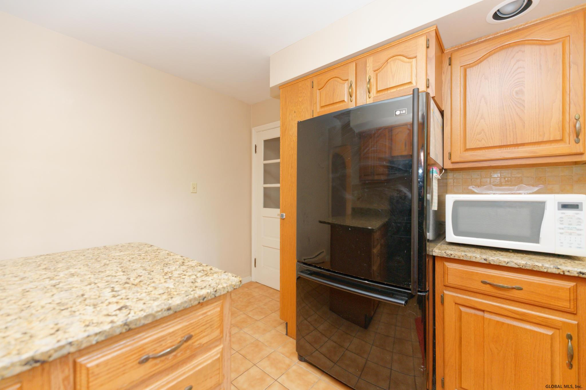 6 Malpass Road Guilderland, NY 12203 - Photo 16 of 33 Photo 16