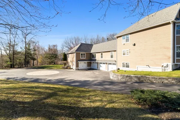 $1,595,000 | 40 Fiorenza Drive, Wilmington, MA 01887