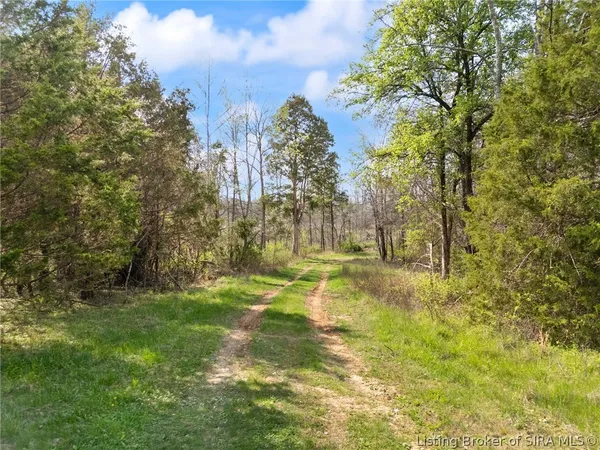 $757,000 | 135 Southwest Old Highway, Corydon, IN 47112