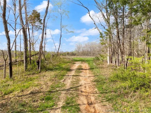 $757,000 | 135 Southwest Old Highway, Corydon, IN 47112