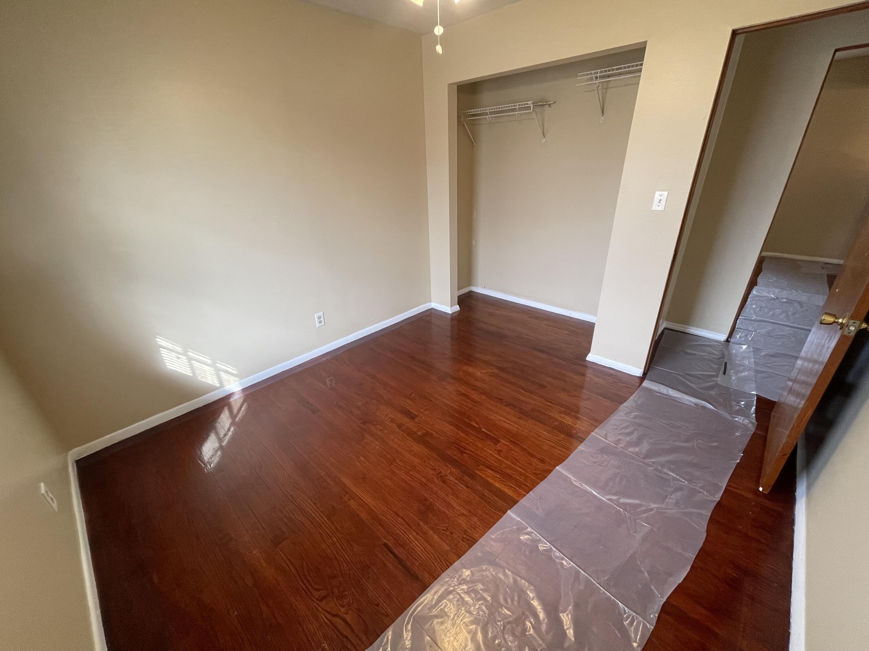 937 North Wood Street Griffith, IN 46319 - Photo 12 of 27 3000x2250