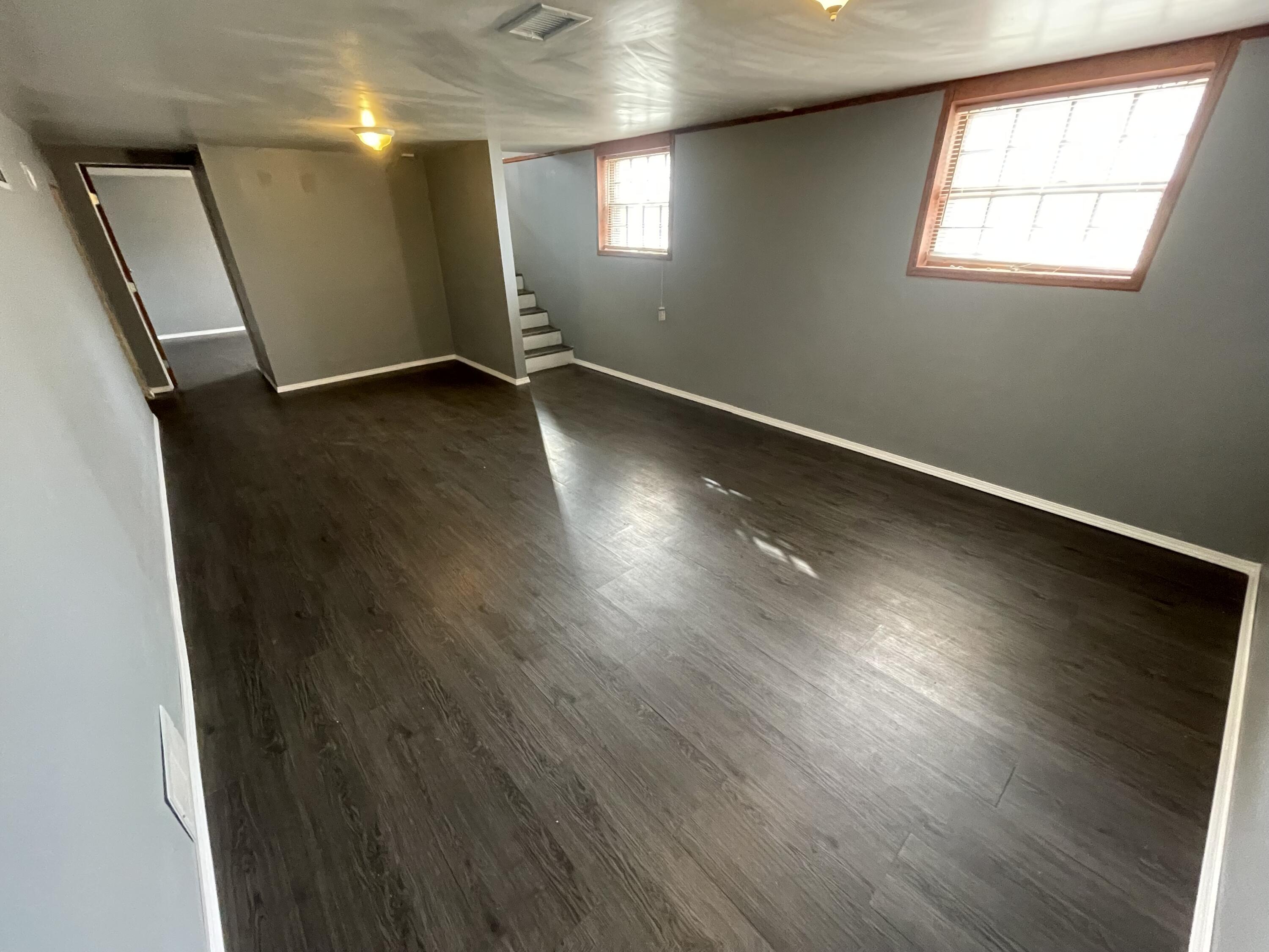 937 North Wood Street Griffith, IN 46319 - Photo 16 of 27 3000x2250