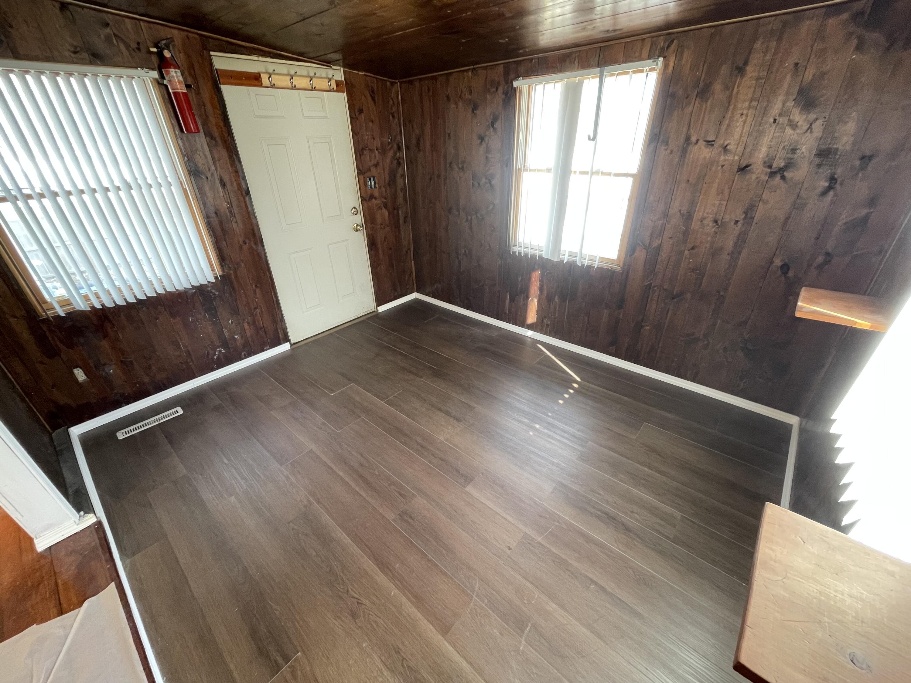 937 North Wood Street Griffith, IN 46319 - Photo 6 of 27 3000x2250